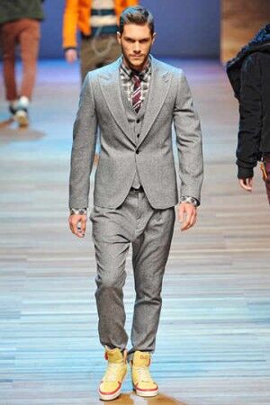 Галстук - показатель вкуса. Как подбирать и носить