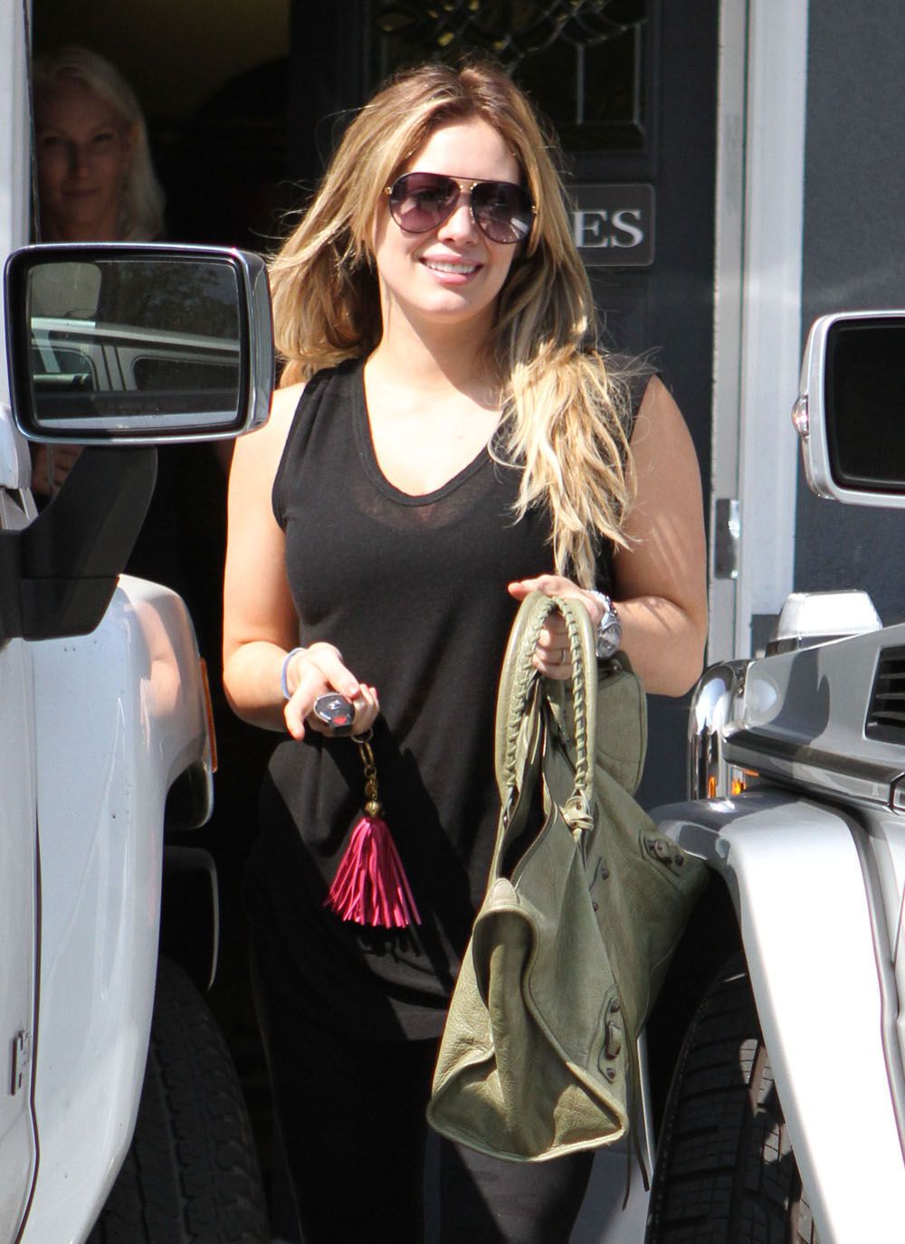 Беременная Хилари Дафф: аппетитный вид сзади