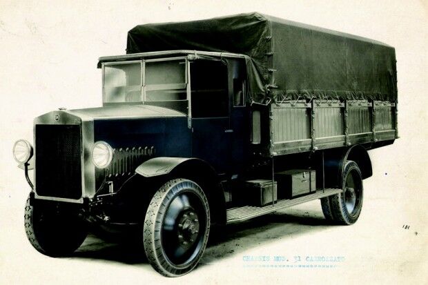 Pirelli фотовыставкой отметила столетний юбилей в автомире