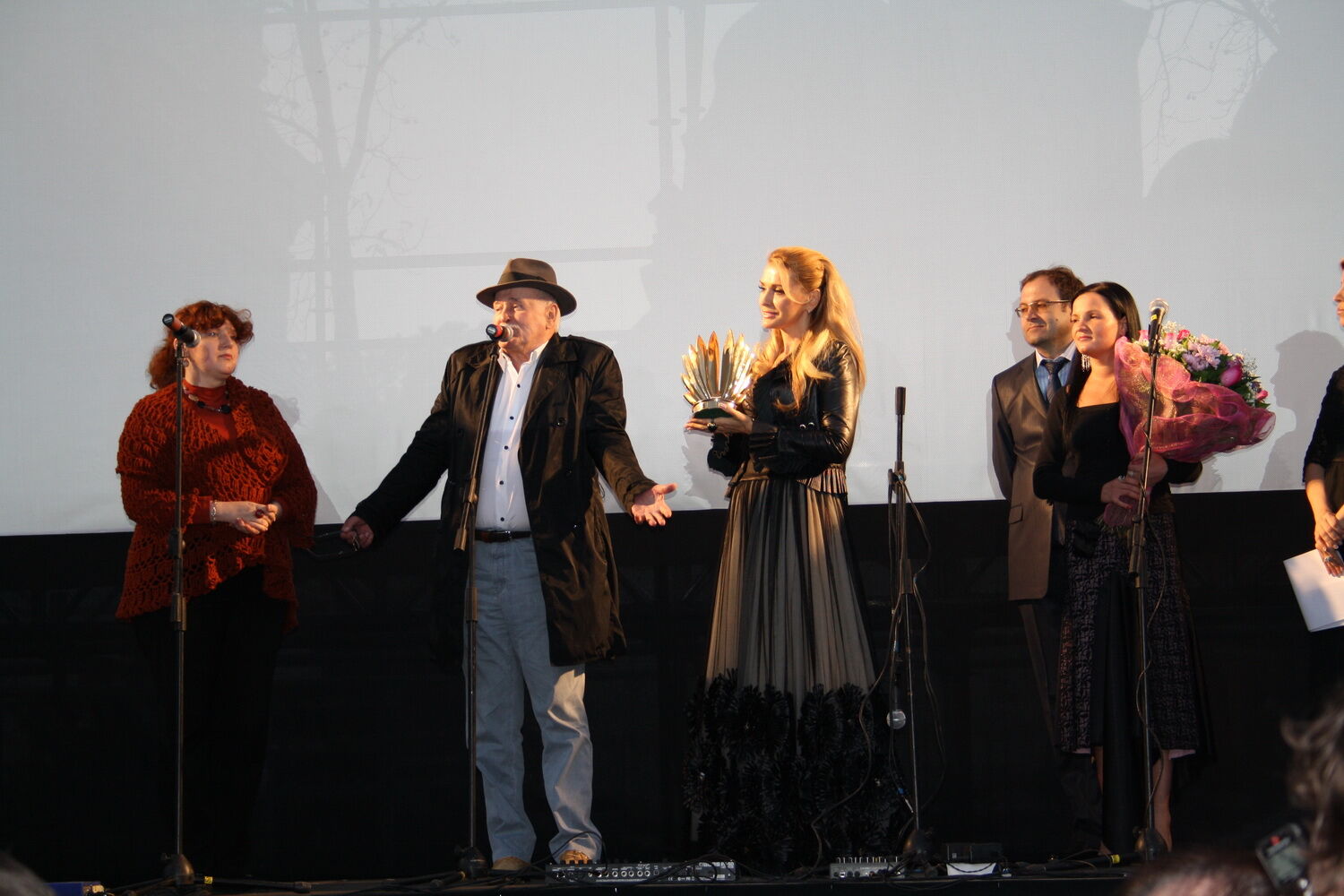 Киевский кинофестиваль: «красная дорожка» без красной дорожки