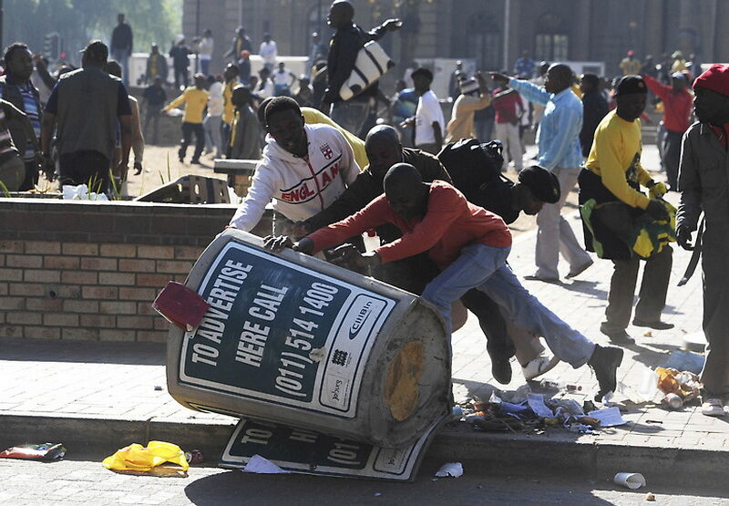 Протесты в Южной Африке