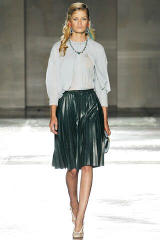 Неделя моды в Милане: весна 2012 от Prada. Фото