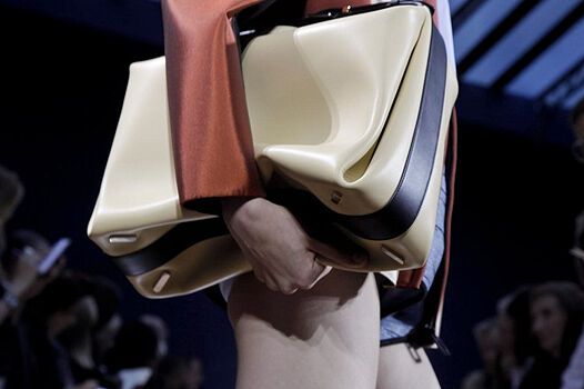 Весна-2012 от Balenciaga. Фото