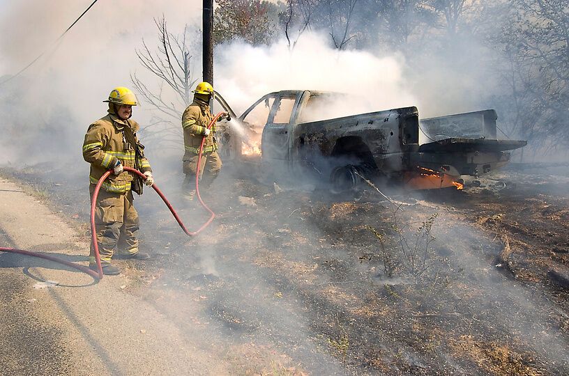 Пожежі знищили десятки будинків у Техасі та Оклахомі