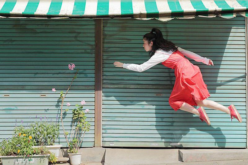 "Летючі" автопортрети Натсумі Хаяши