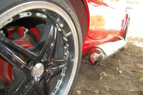 В Украине, по дорогам райцентра, носится Shelby Cobra ручной работы