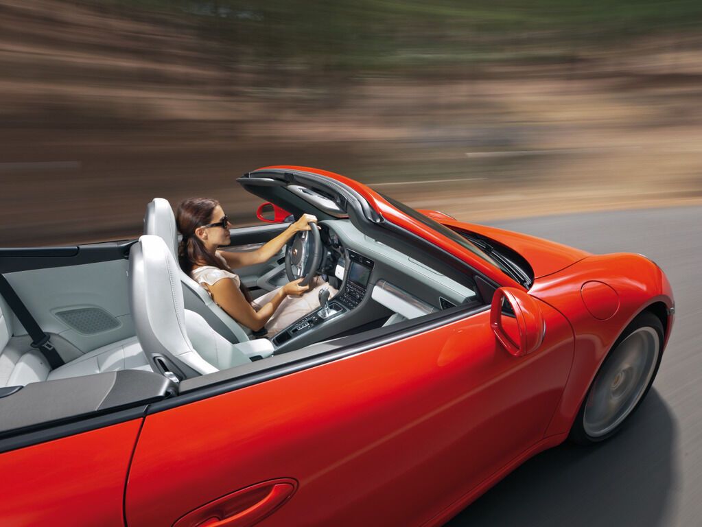 Кабриолет Porsche 911 представлен официально. Фото 