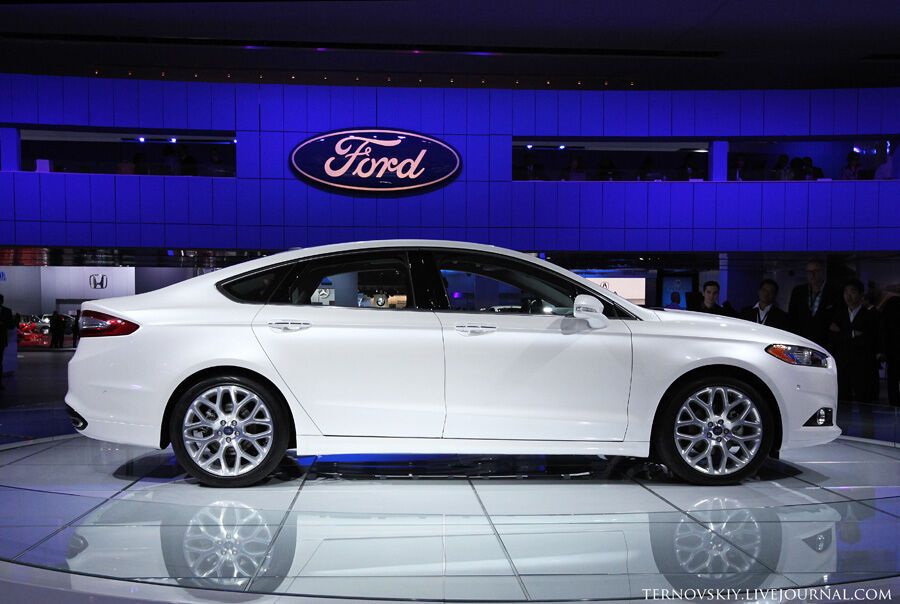 Ford разрезал свои автомобили напополам. Фото 