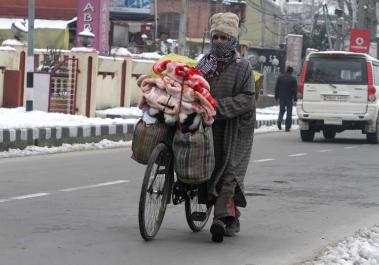 Аномальні холоди в Індії: загинули вже 139 осіб