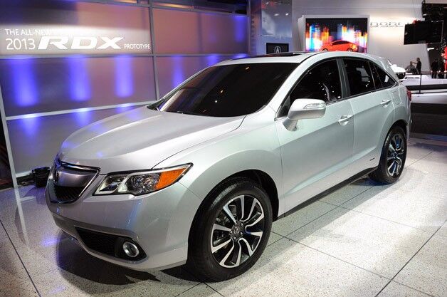 Опубликованы фотографии новинок автосалона в Детройте. Фото  