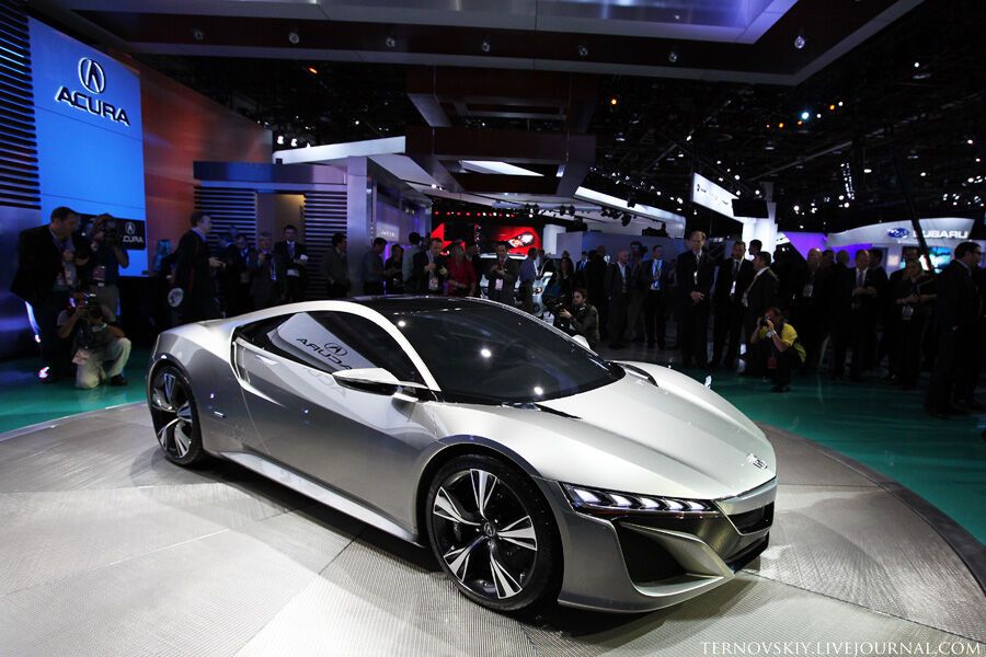 Появились фото самых красивых машин на автосалоне в США. Фото