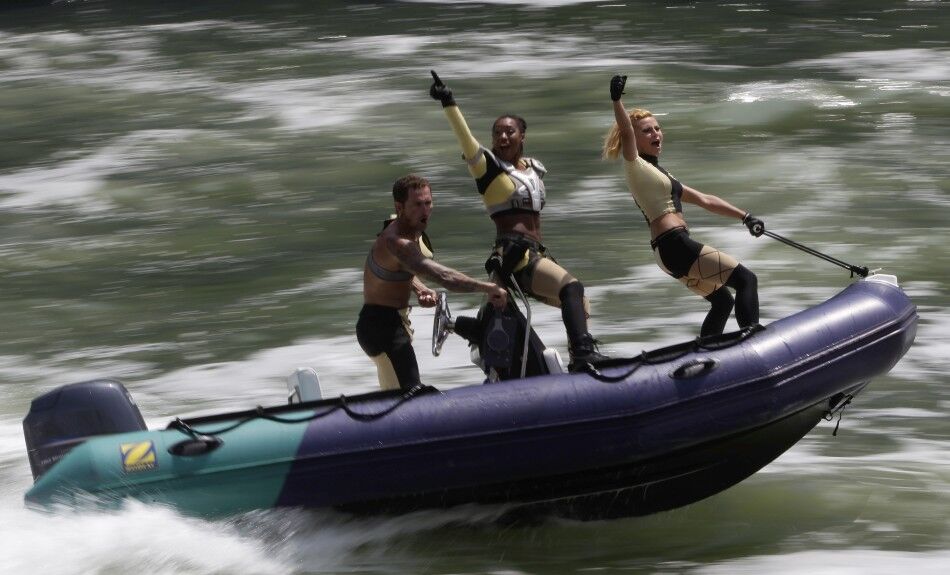 Китайский отель на советском авианосце