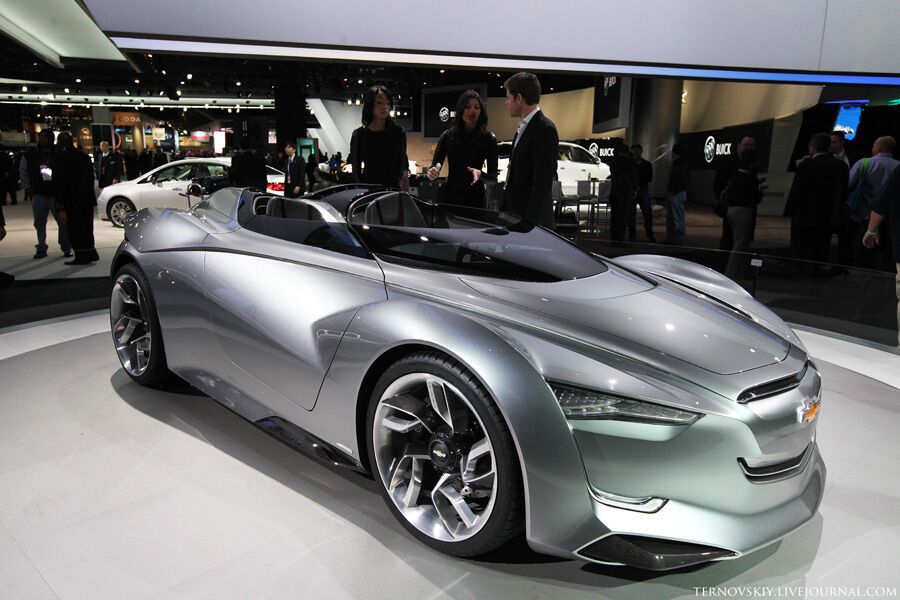 Появились фото самых красивых машин на автосалоне в США. Фото