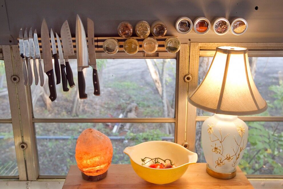 Життя в автобусі