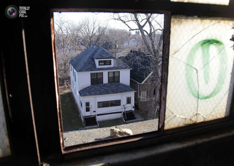 Детройт не працює