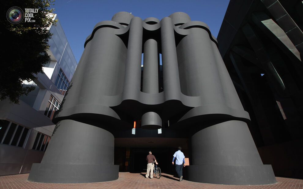 Google проти Facebook