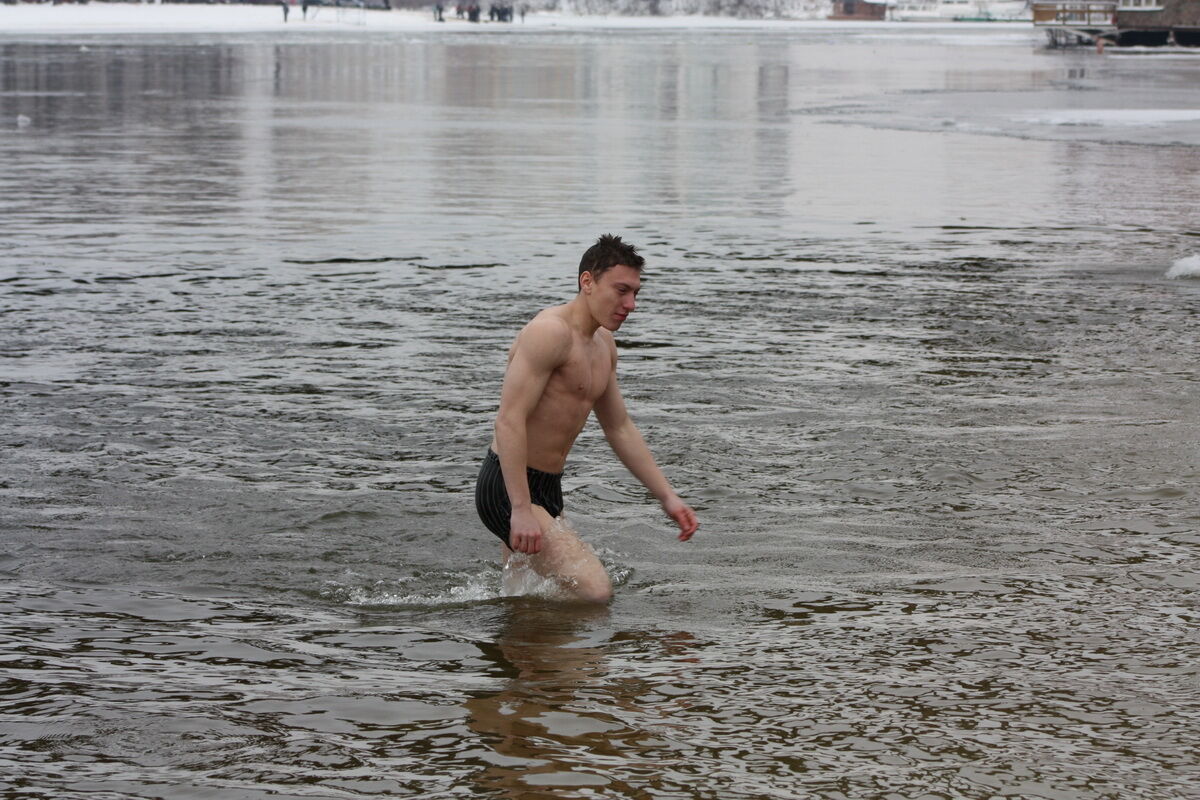 Водохресне купання на Гідропарку