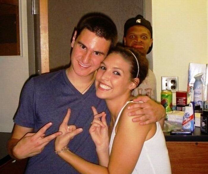 Составлен Топ-50 смешных фото с посторонними в кадре. Фото