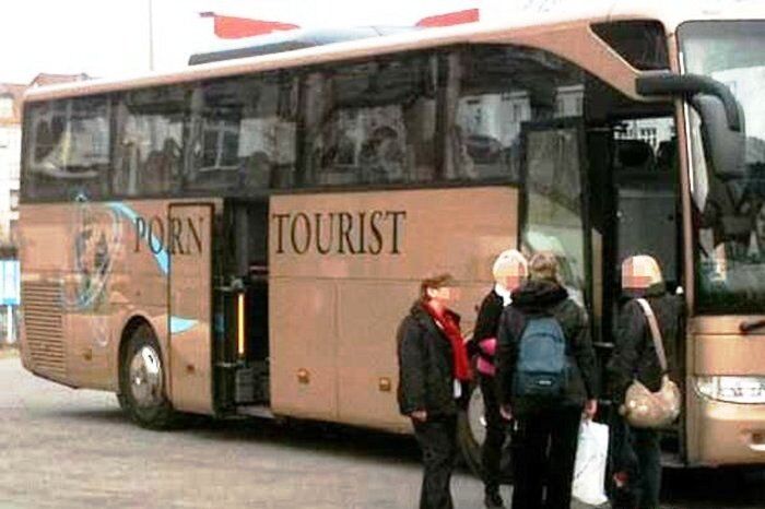 Составлен Топ-50 смешных фото с посторонними в кадре. Фото