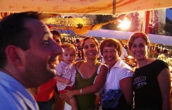 Составлен Топ-50 смешных фото с посторонними в кадре. Фото