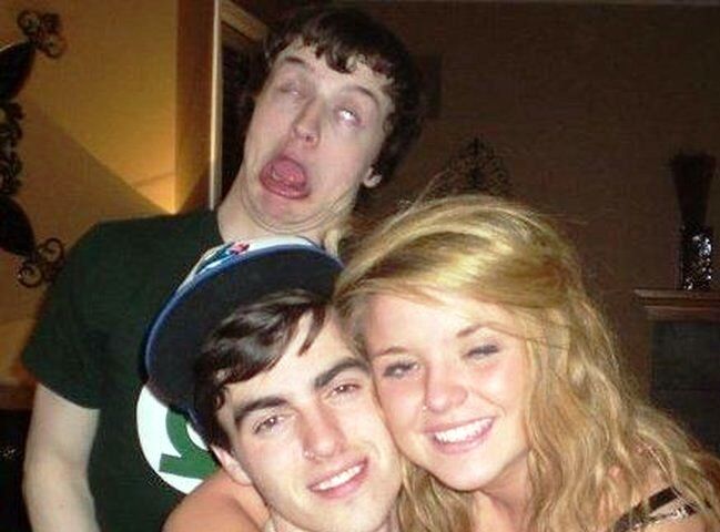 Составлен Топ-50 смешных фото с посторонними в кадре. Фото