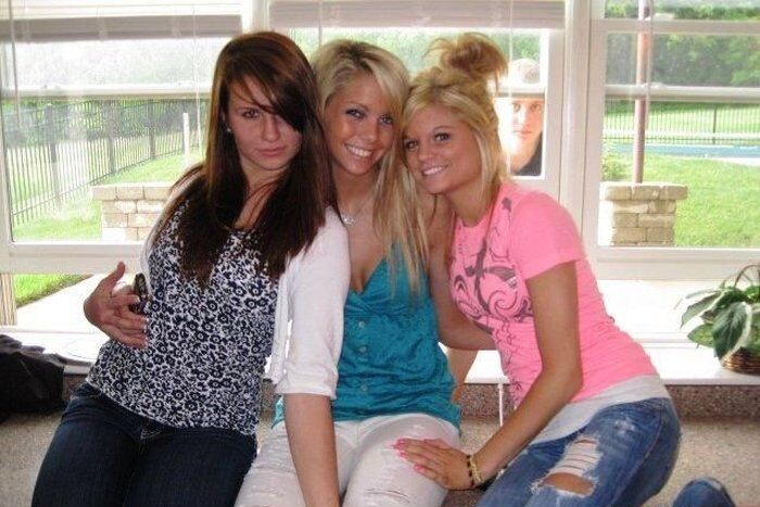 Составлен Топ-50 смешных фото с посторонними в кадре. Фото