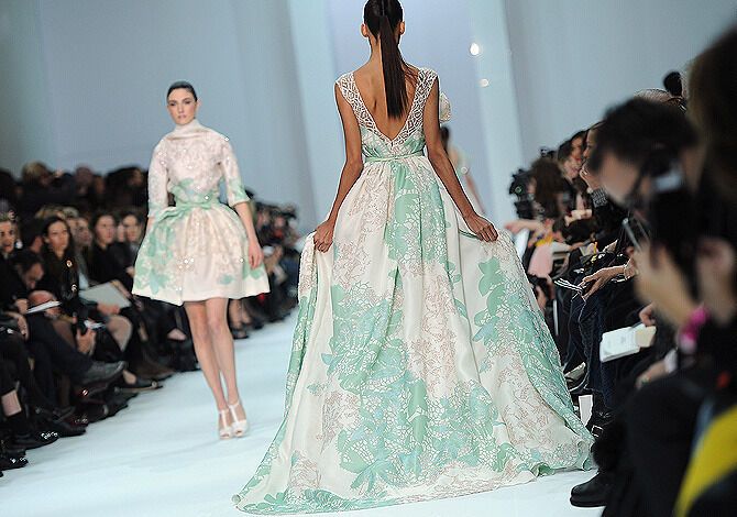 Роскошные платья от любимца красоток Elie Saab. Фото