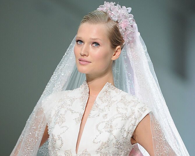 Роскошные платья от любимца красоток Elie Saab. Фото