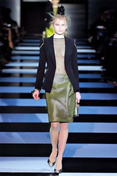 Роскошь перевоплощения. Весенняя коллекция Armani Prive. Фото