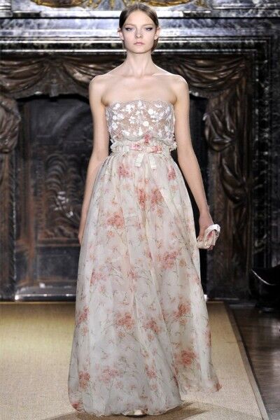 Белоснежная весна-2012 от Valentino. Фото
