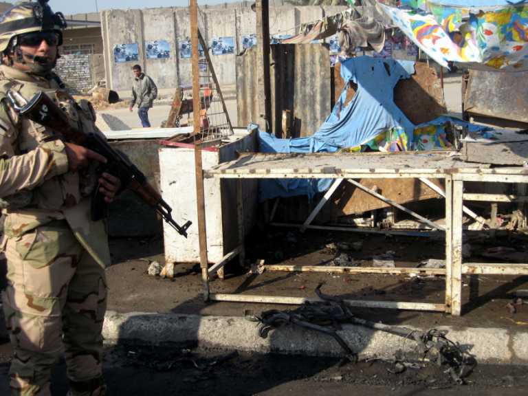 Число жертв взрывов в Ираке достигло 56 человек, 130 ранены