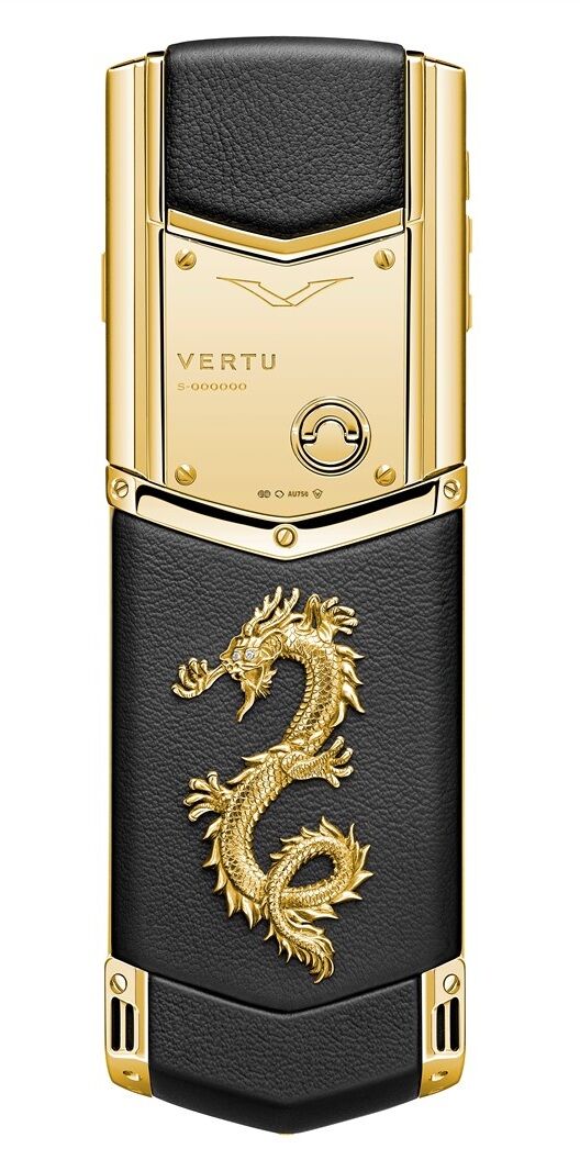 Vertu выпустила новые эксклюзивные телефоны для миллионеров. Фото 