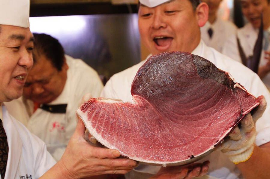 У Японії обробили велетенського тунця за 736 тисяч доларів