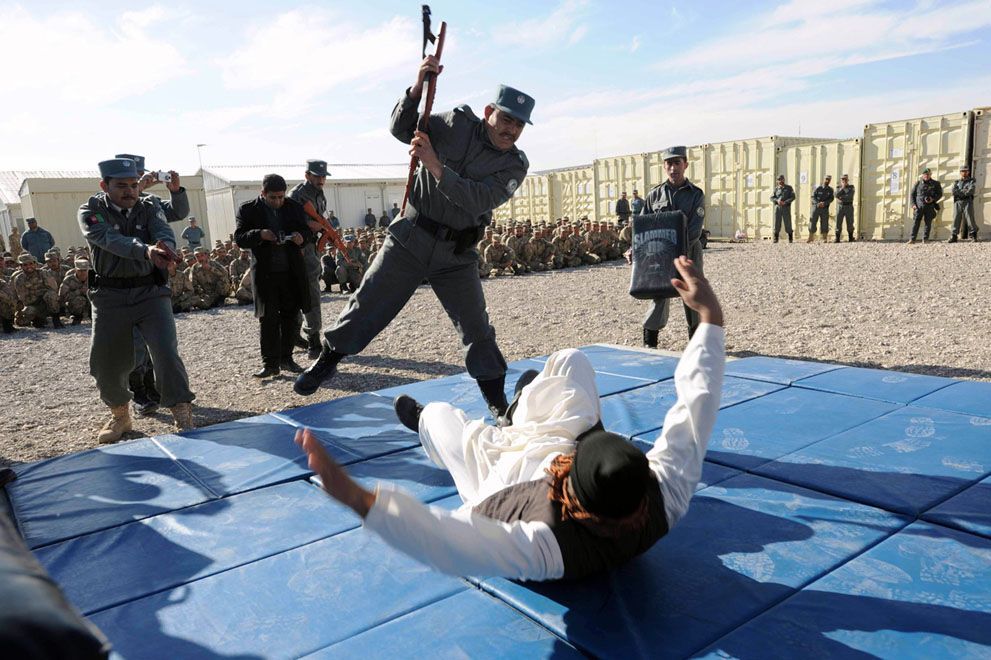 Фото из Афганистана за декабрь 2011 года