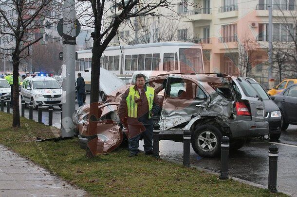 Тренер "Шахтера" Луческу госпитализирован после ДТП. Обновлено