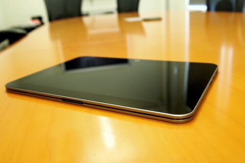 Toshiba показала самый тонкий в мире планшет. Фото