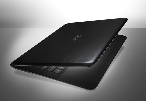 Создан самый тонкий ноутбук в мире. Фото