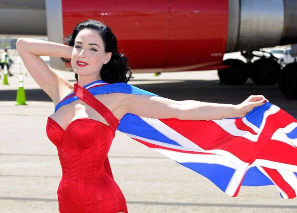 Королеве бурлеска стукнуло 40