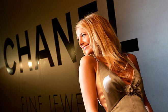 Модный дом Chanel отпраздновал юбилей. Фото