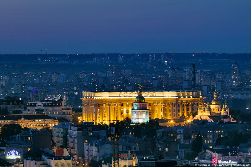 Вечерний Киев с крыши "Паруса"