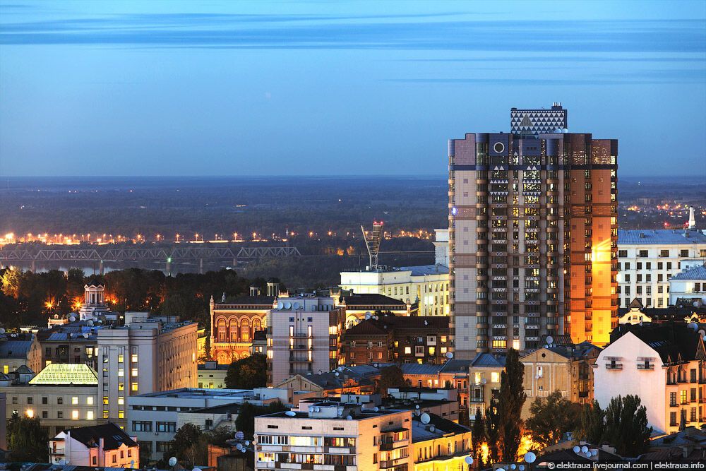 Вечерний Киев с крыши "Паруса"