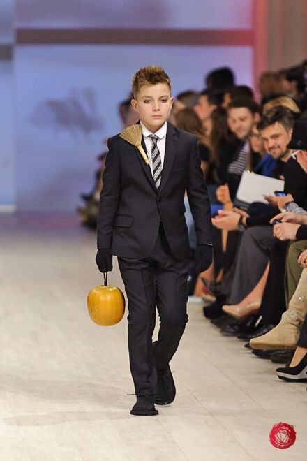 Коллекция мод для подростков от Анисимова