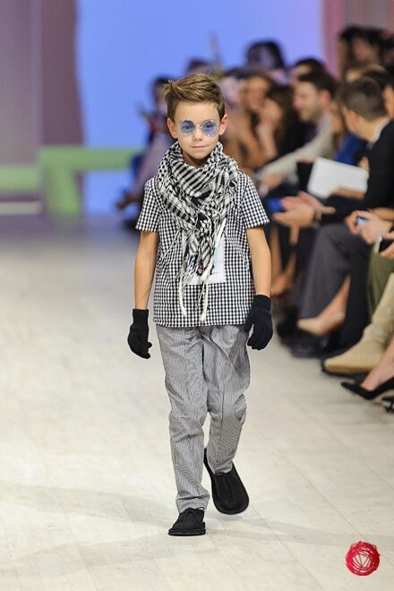 Коллекция мод для подростков от Анисимова