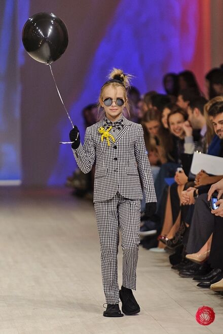 Коллекция мод для подростков от Анисимова