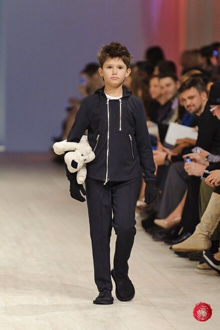 Коллекция мод для подростков от Анисимова