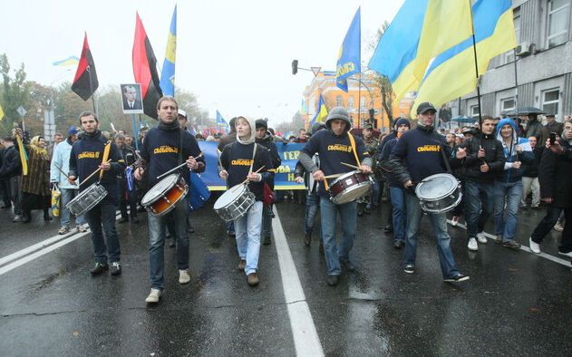 Марш УПА в Киеве закончился поджогами