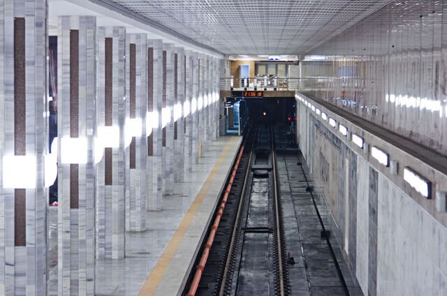 Станция метро "Ипподром" будет закрываться раньше всех