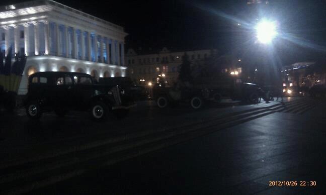 В центре Киева появилась военная техника. Фото. Видео