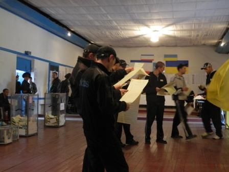 Тюрьмы проголосовали досрочно