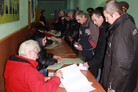 Тюрьмы проголосовали досрочно